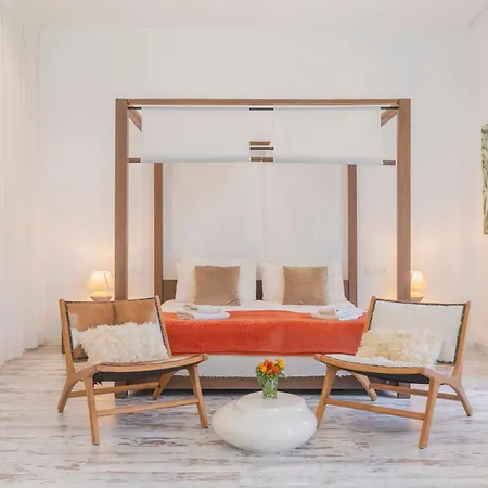 Luxury Kaya