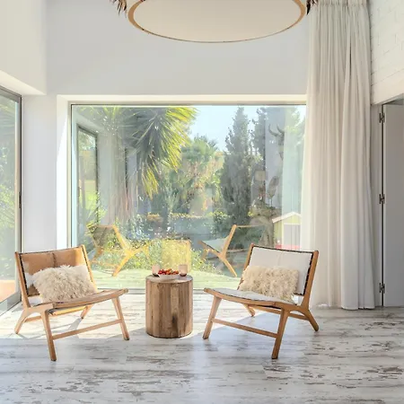 Luxury Kaya Villa